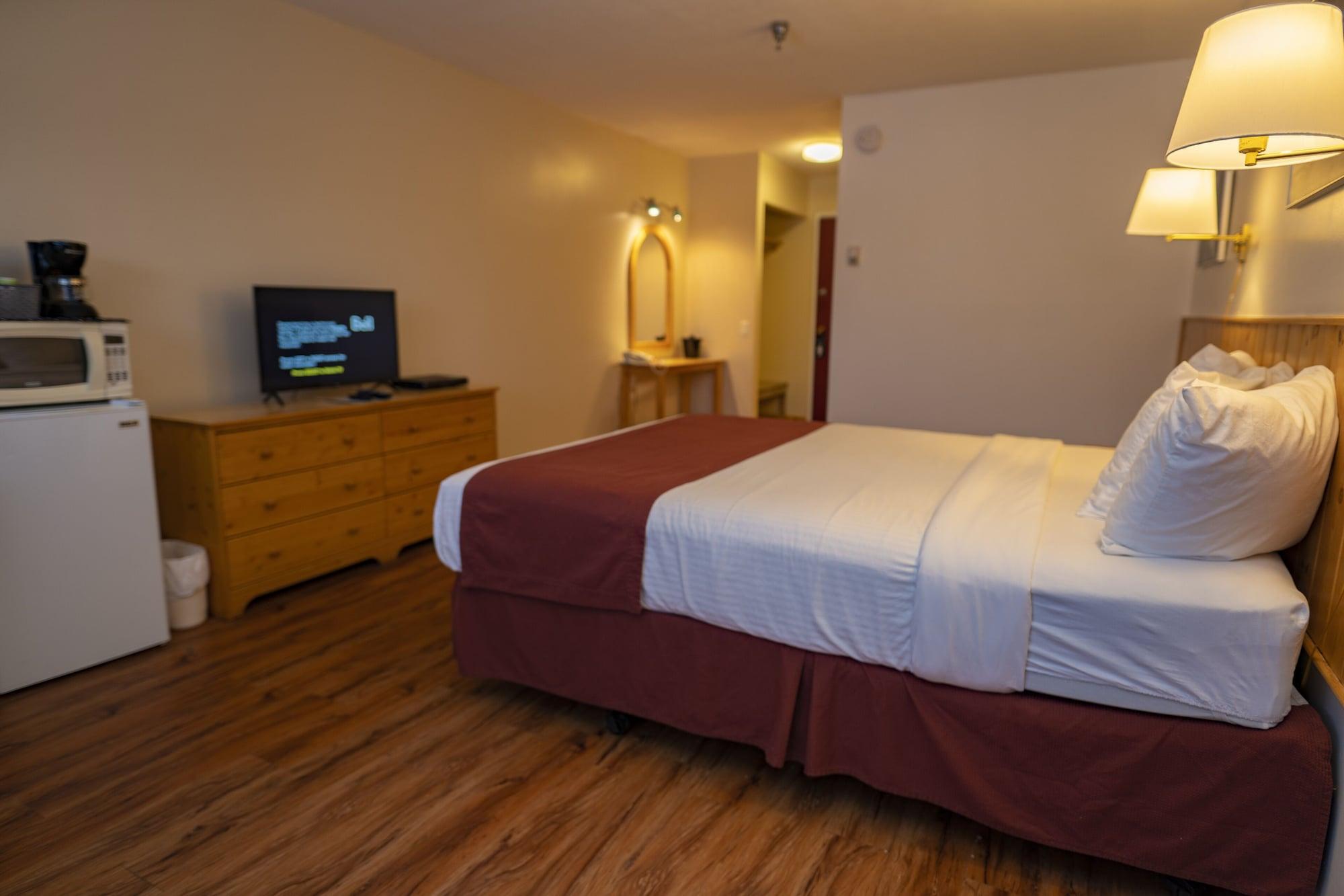 Canadas Best Value Inn- Riverview Hotel Whitehorse Ngoại thất bức ảnh
