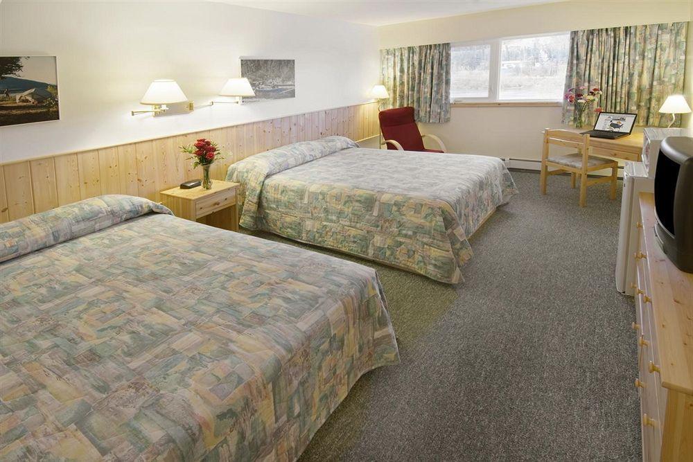 Canadas Best Value Inn- Riverview Hotel Whitehorse Ngoại thất bức ảnh