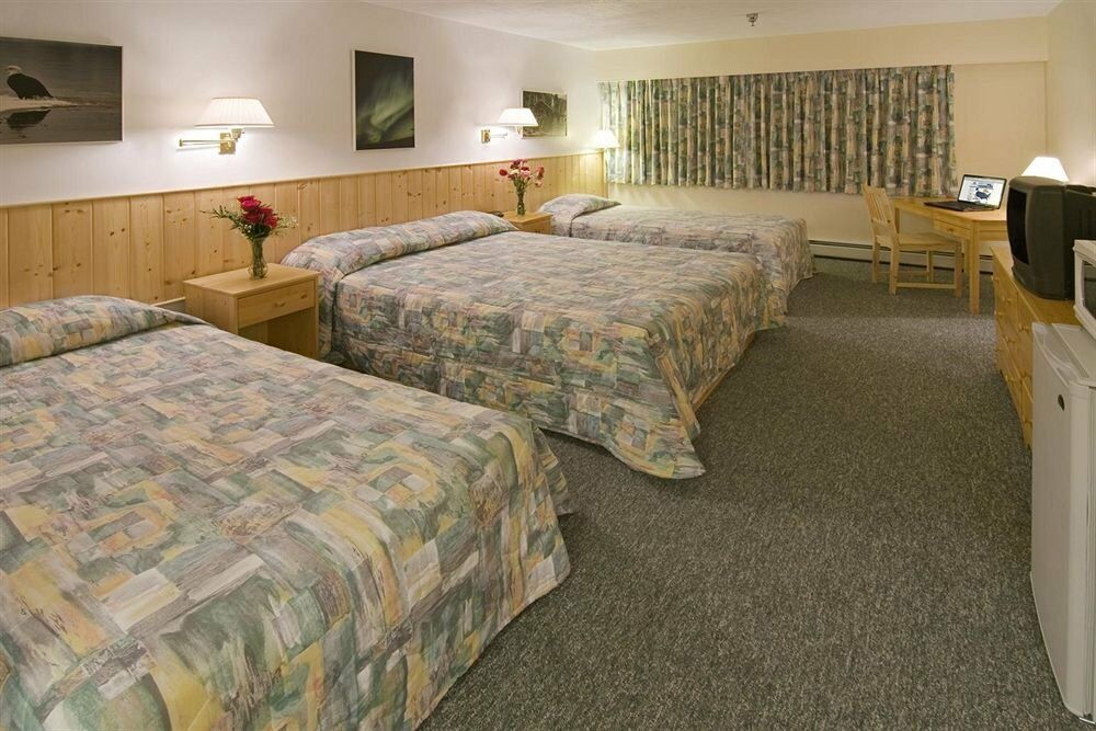 Canadas Best Value Inn- Riverview Hotel Whitehorse Ngoại thất bức ảnh