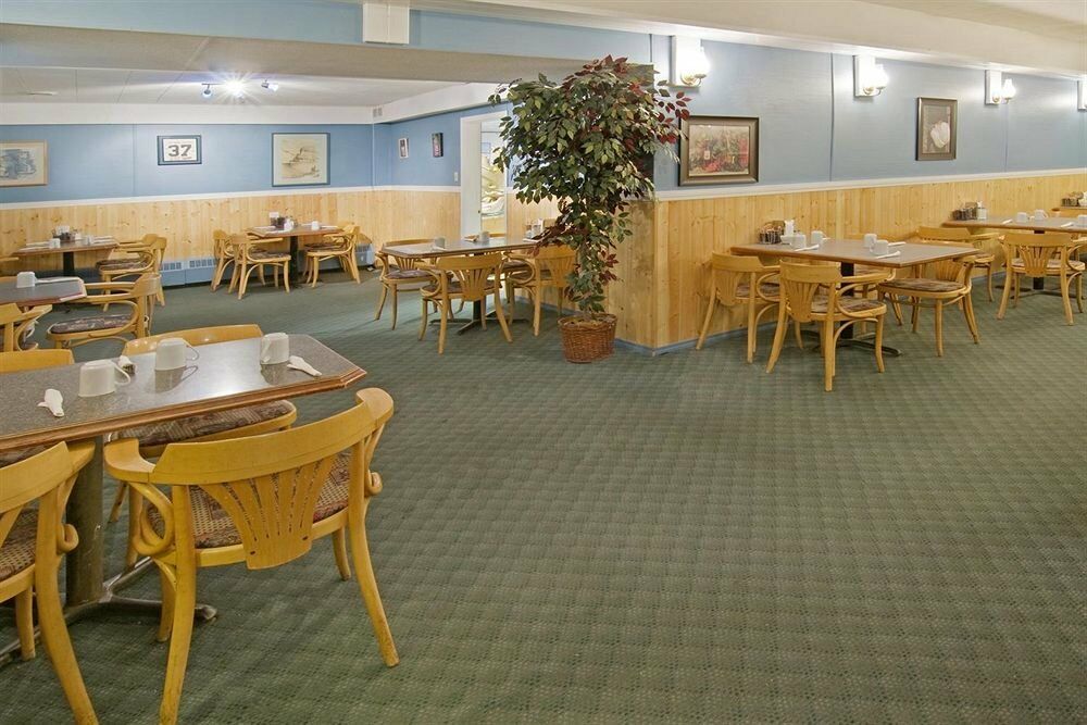 Canadas Best Value Inn- Riverview Hotel Whitehorse Ngoại thất bức ảnh